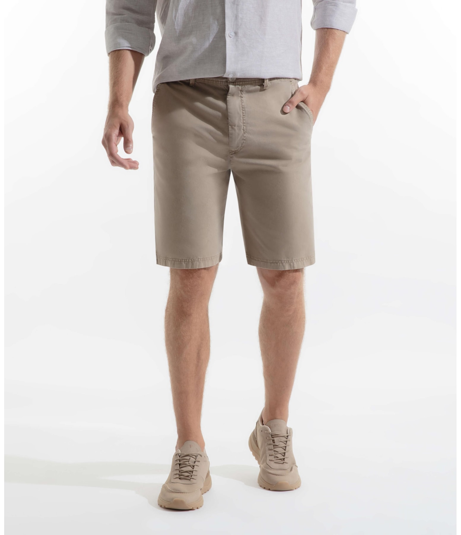 Bermuda Chino Color Husk