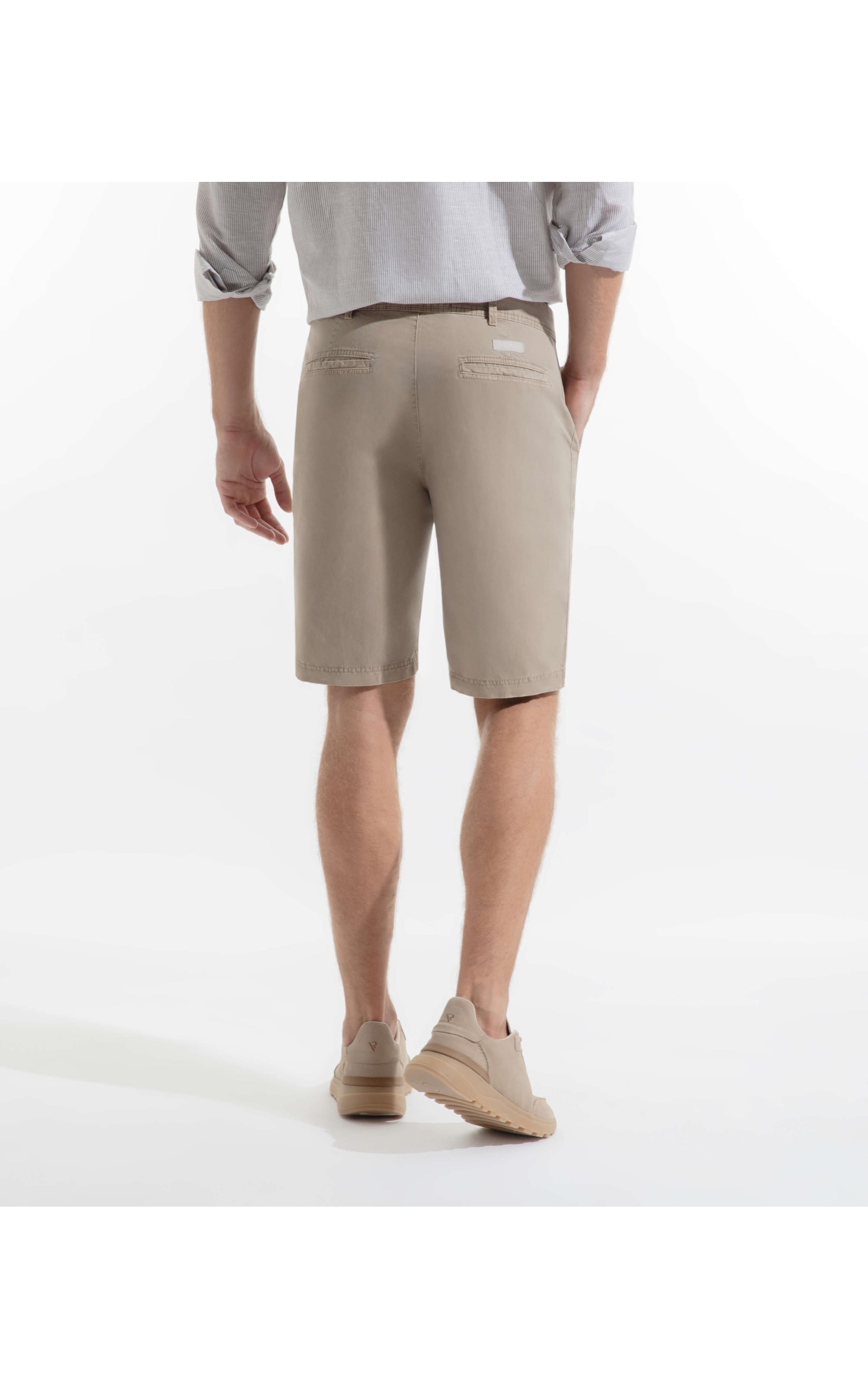 Bermuda Chino Color Husk