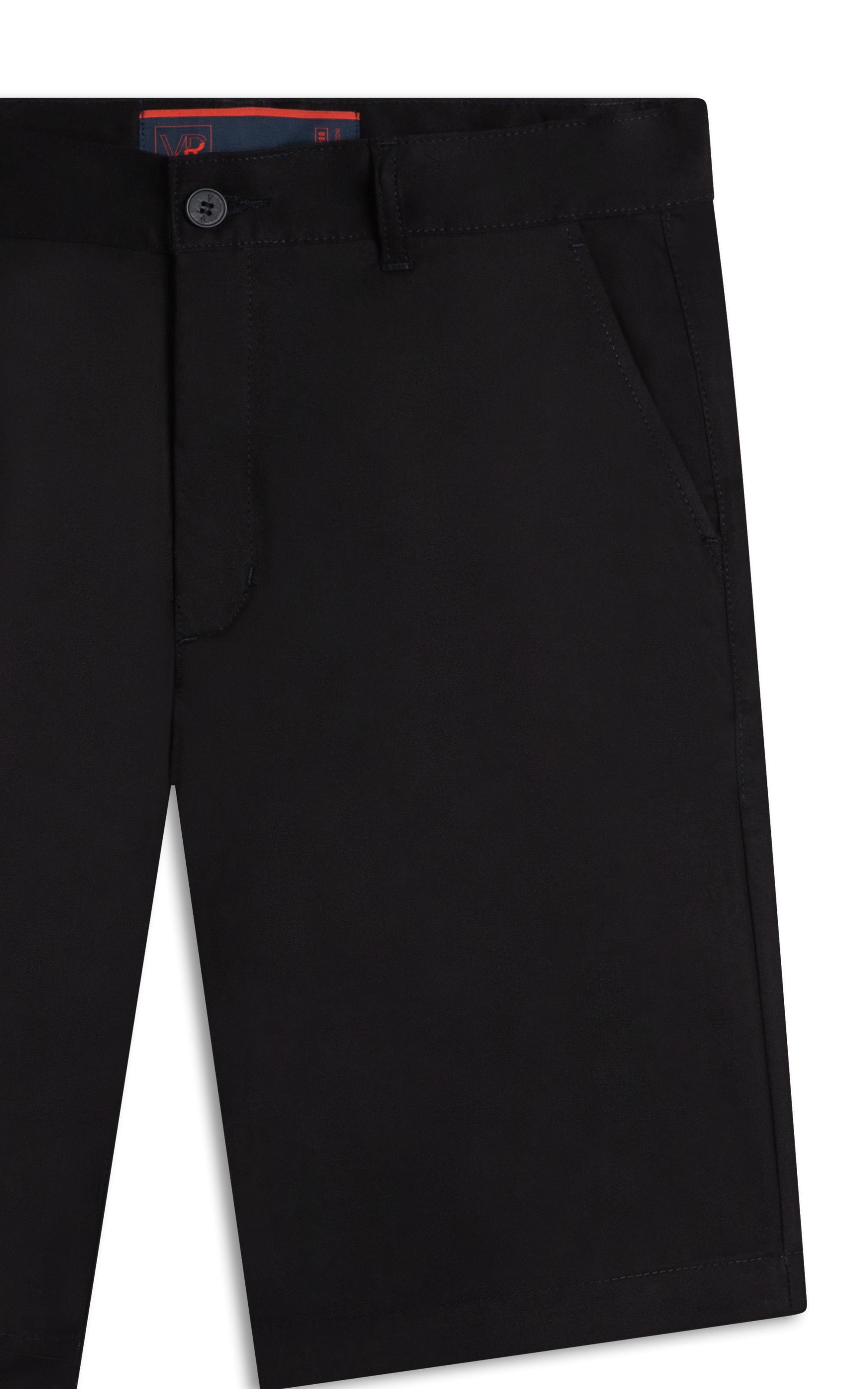 Bermuda Chino Color Piece Dye Preto i