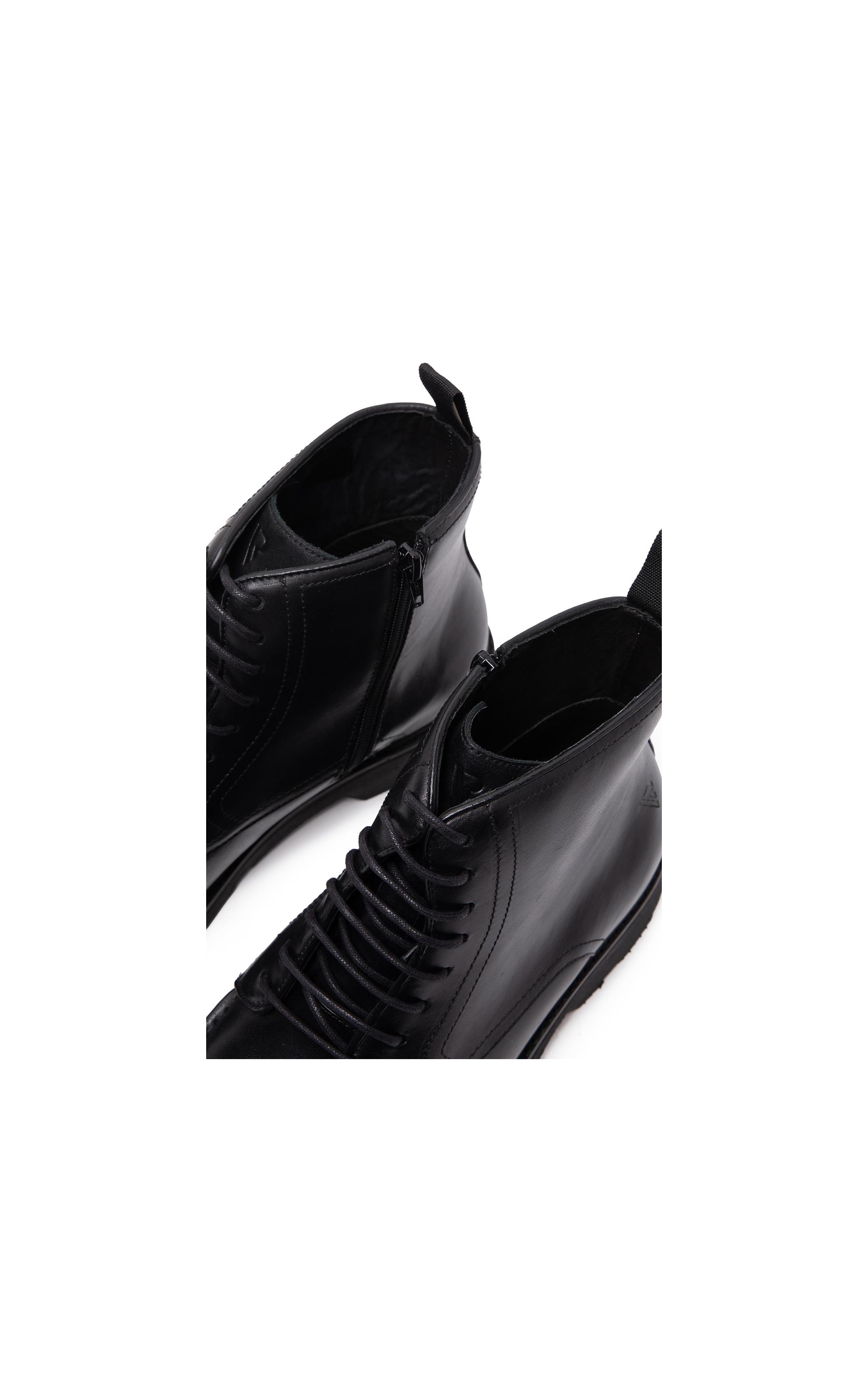Bota Amadeo Preto