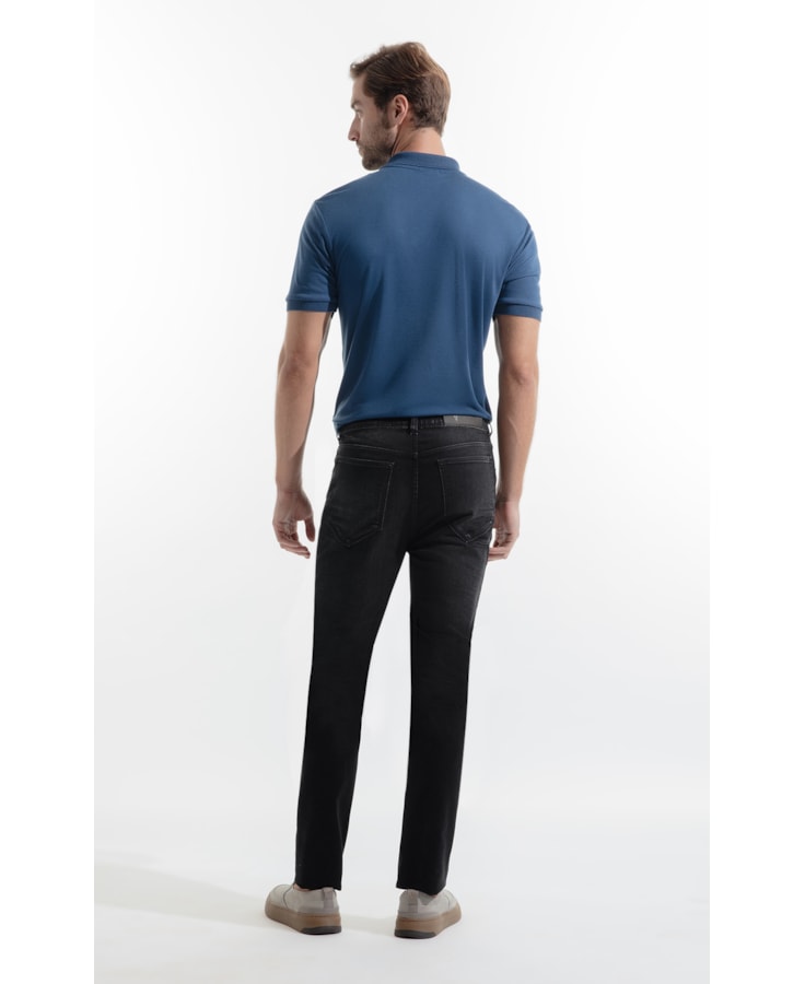 Calça Jeans Intense Black Slim Lavagem Alta