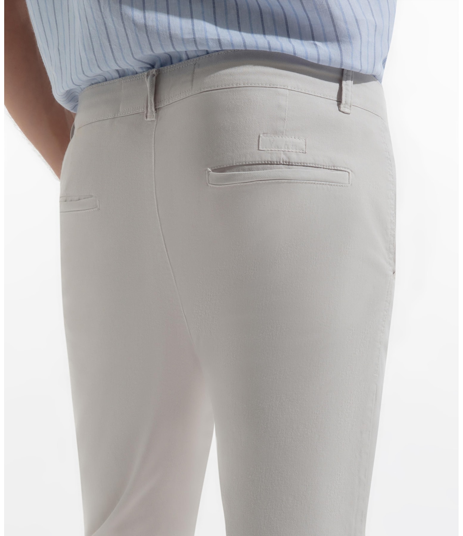 Calça Jogging Slim Chino Berlim Silver