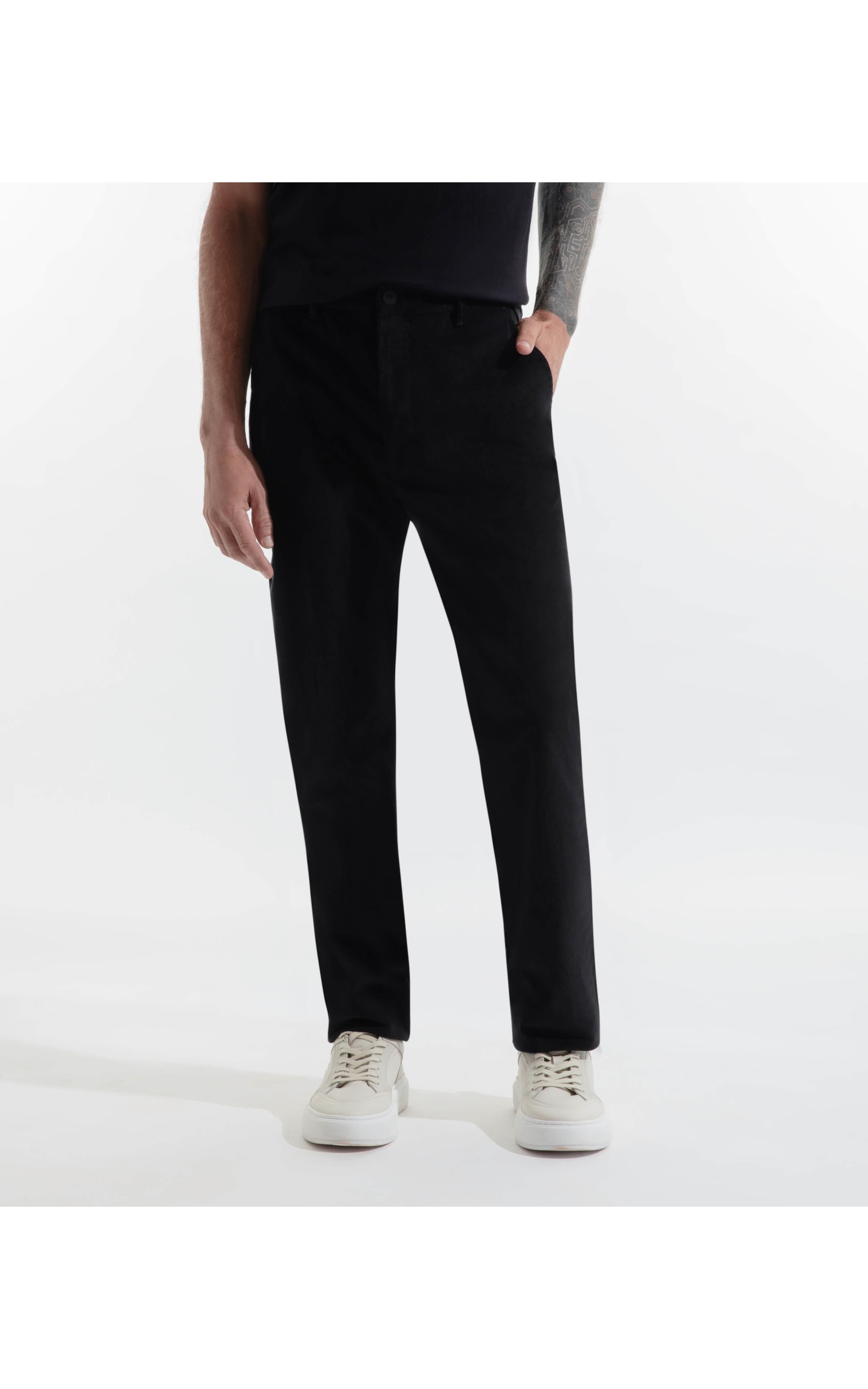 Calça Veludo Slim Preto