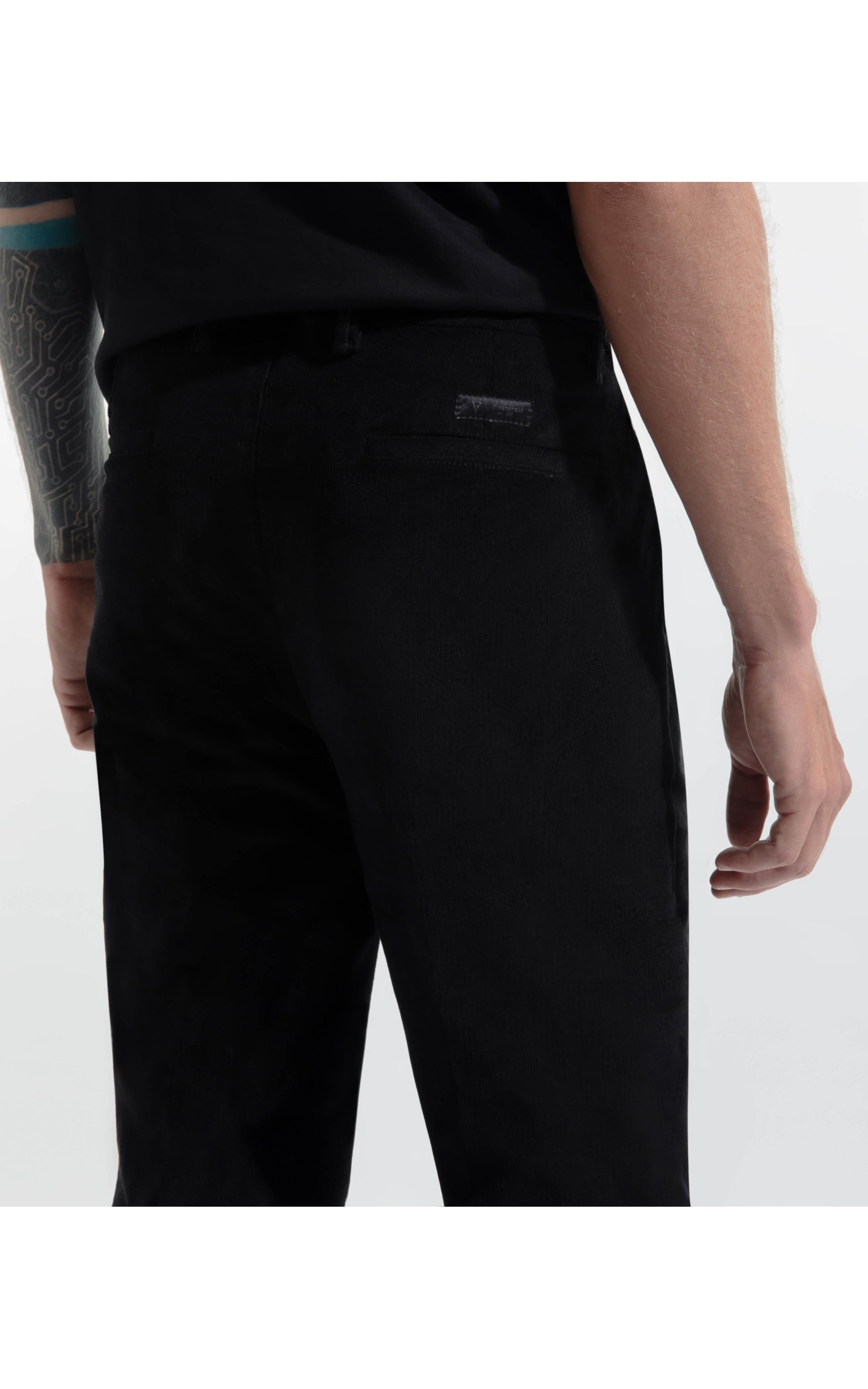 Calça Veludo Slim Preto