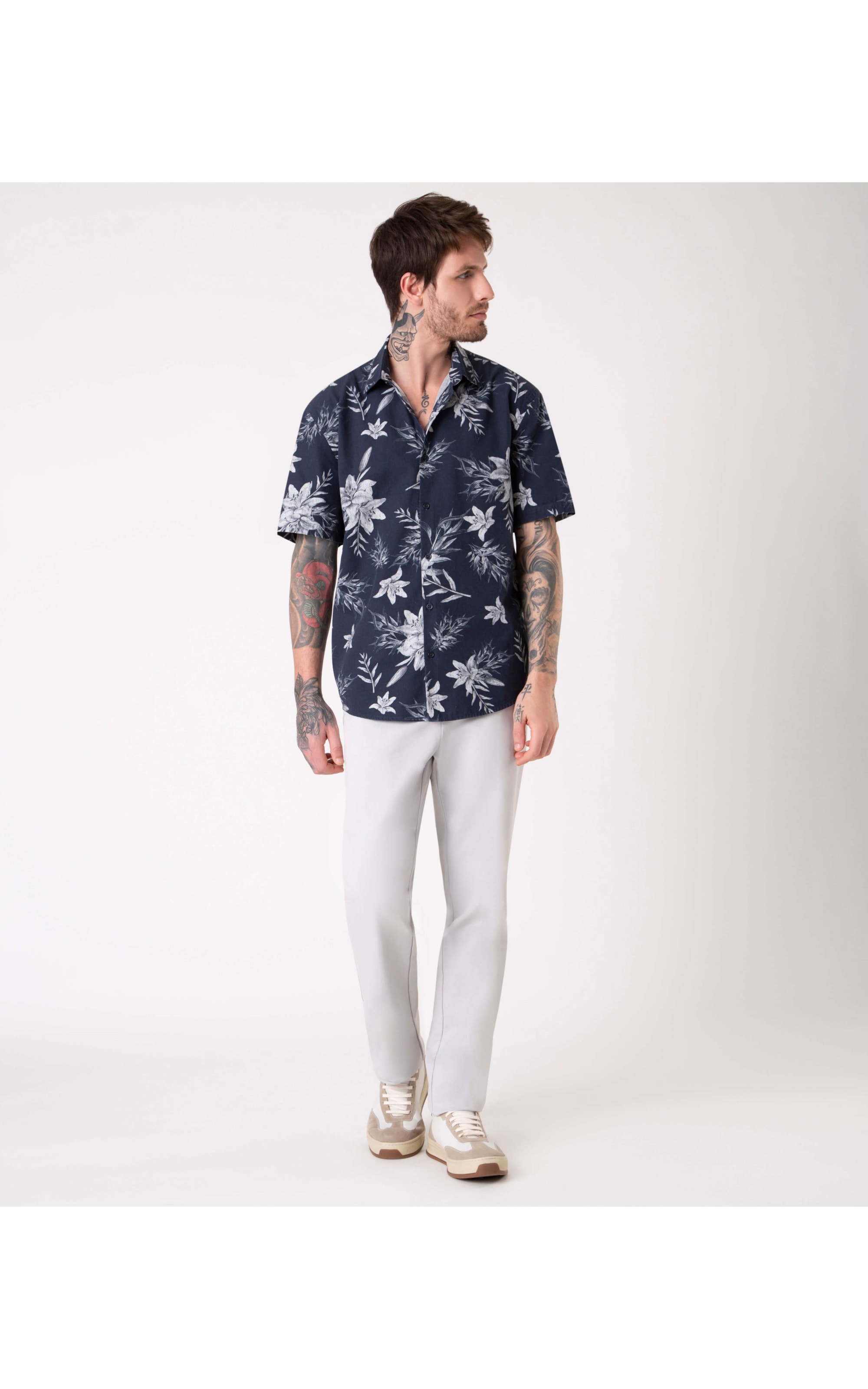 Camisa Algodão Flowers Dark Navy