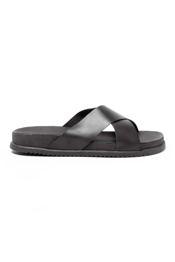 Chinelo Adam Preto