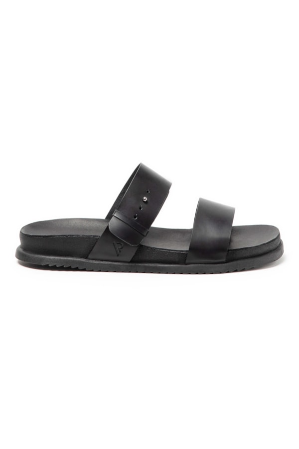 Chinelo Noah Preto