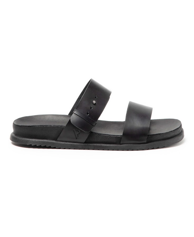 Chinelo Noah Preto