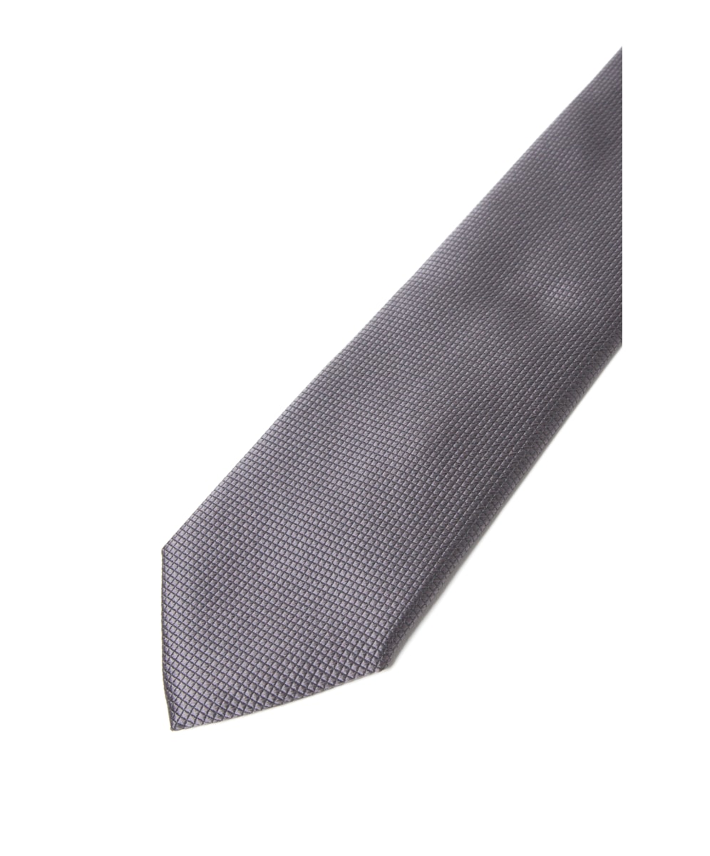 Gravata Tradicional 1- Bico 7 Cms Chumbo