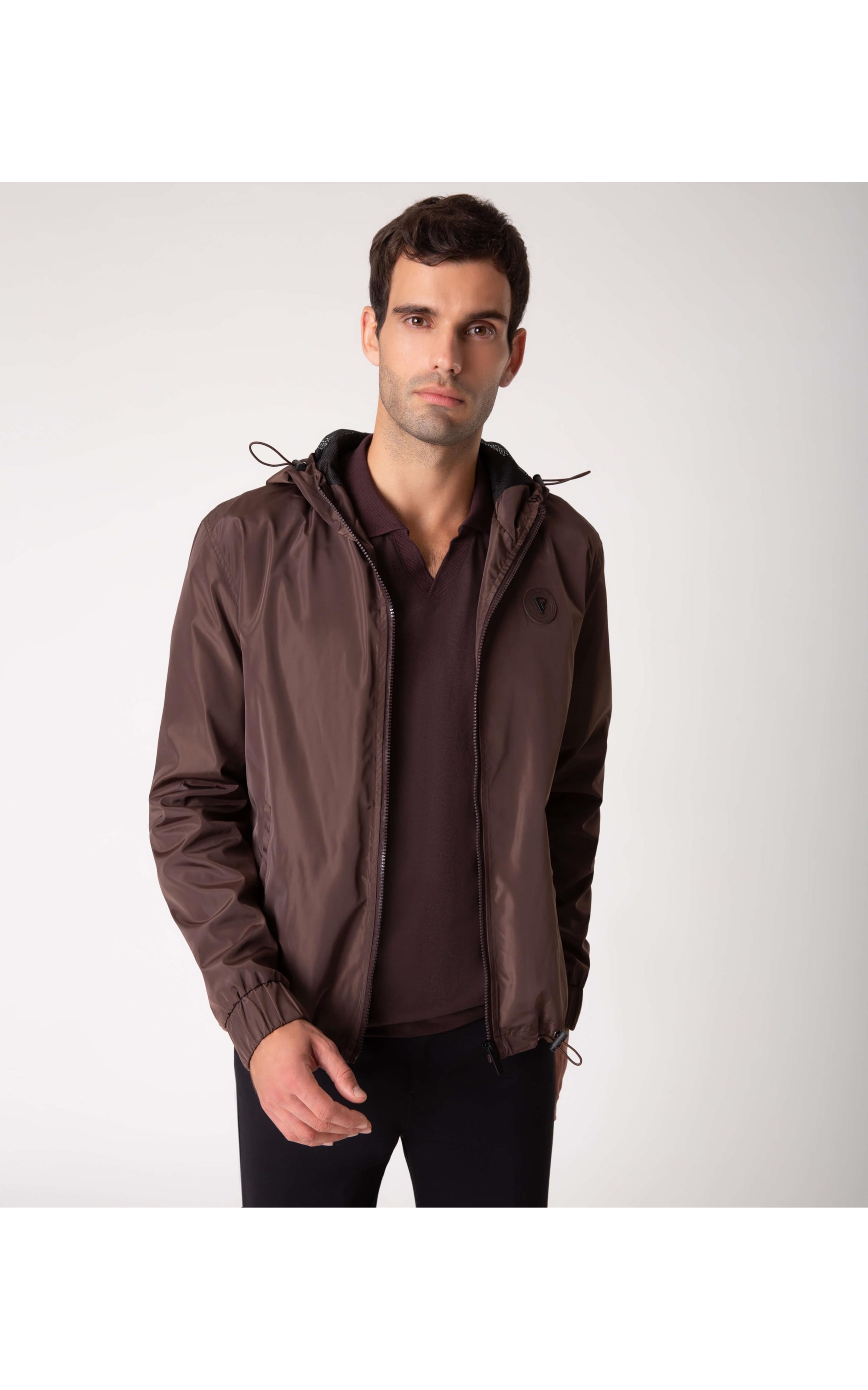 Jaqueta Tecno Bomber Com Capuz Cafe