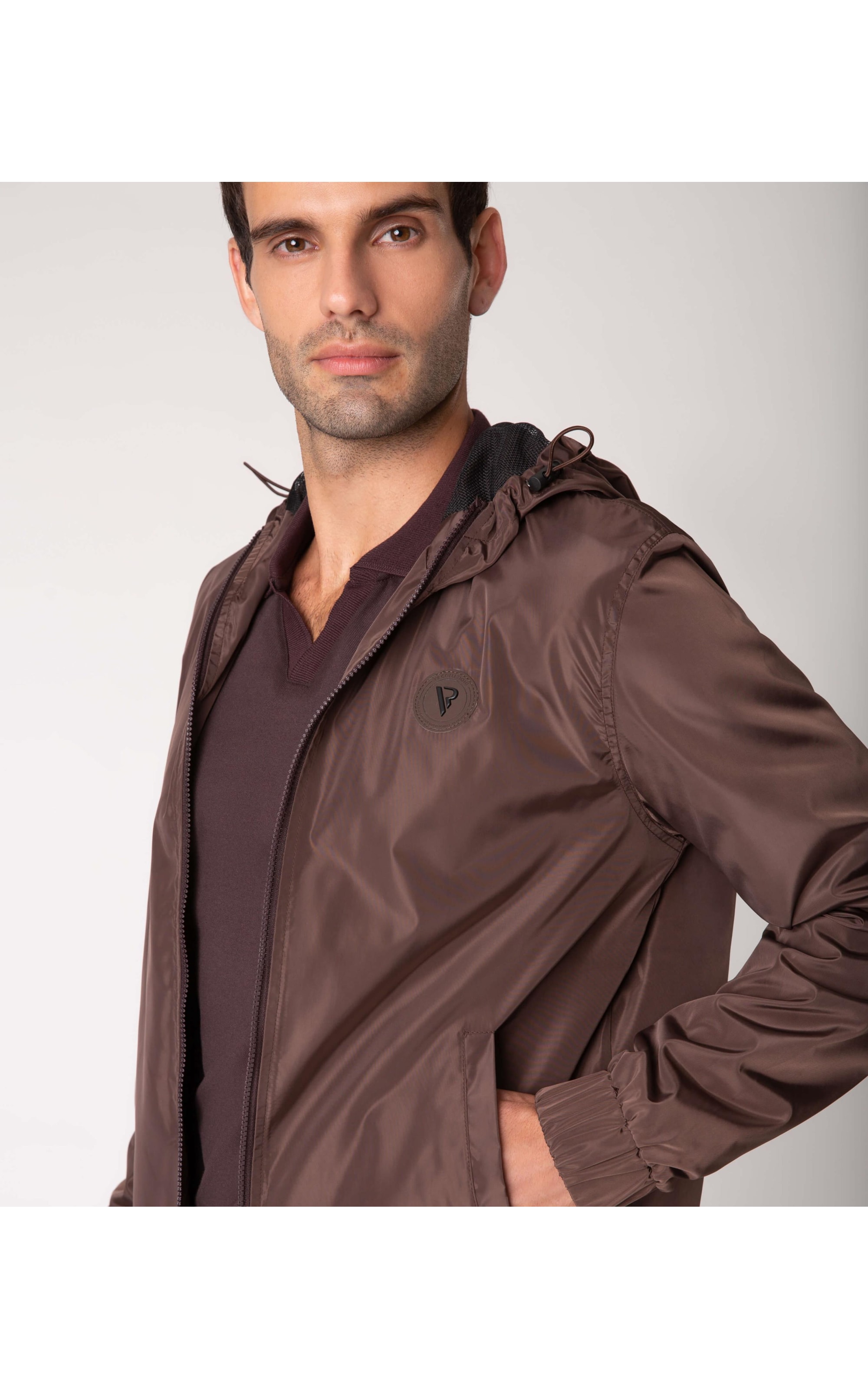 Jaqueta Tecno Bomber Com Capuz Cafe