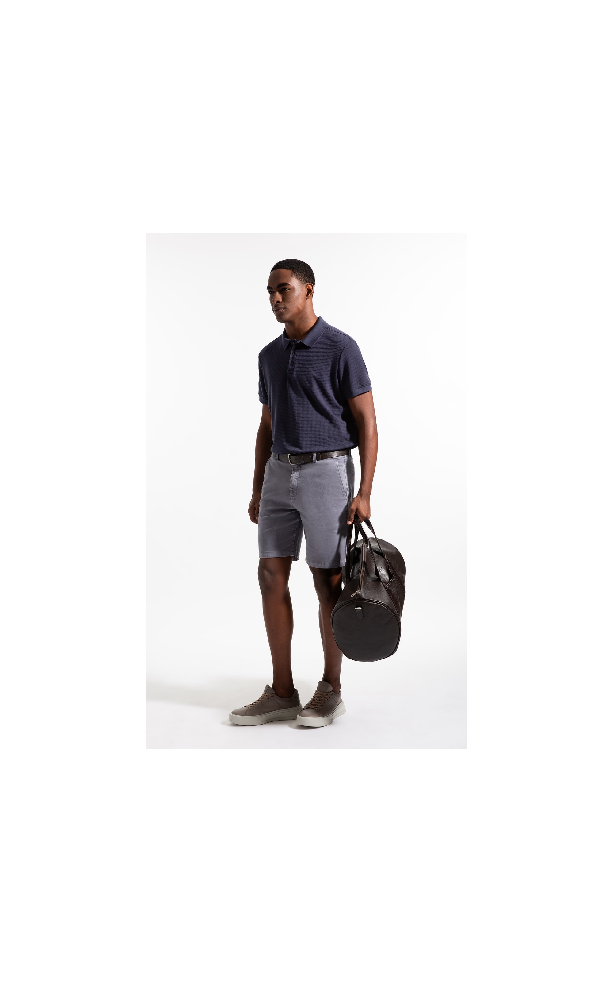 Jogging Color Hi Stone (Classic) Chino Cinza Claro