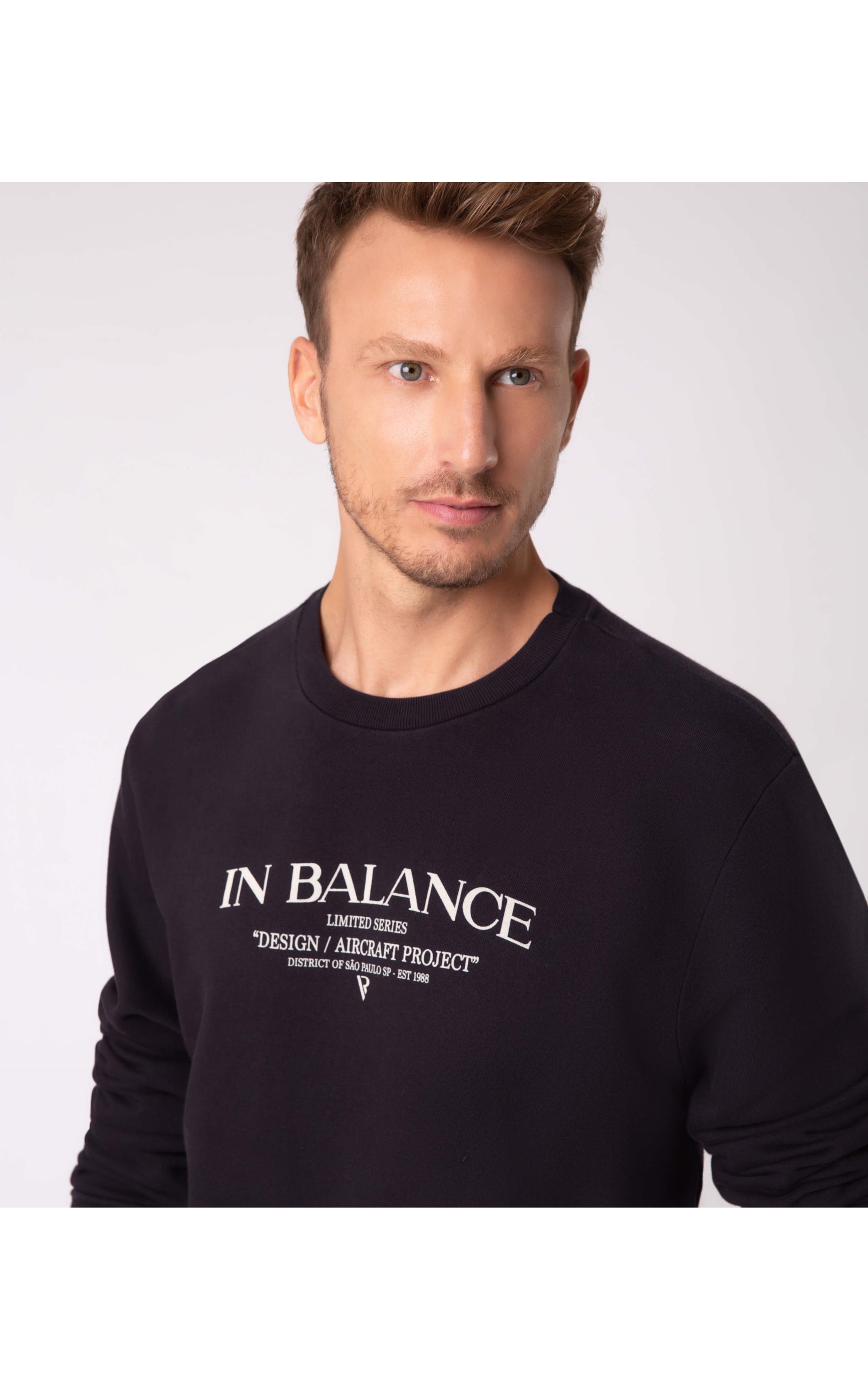 Moletom In Balance Preto
