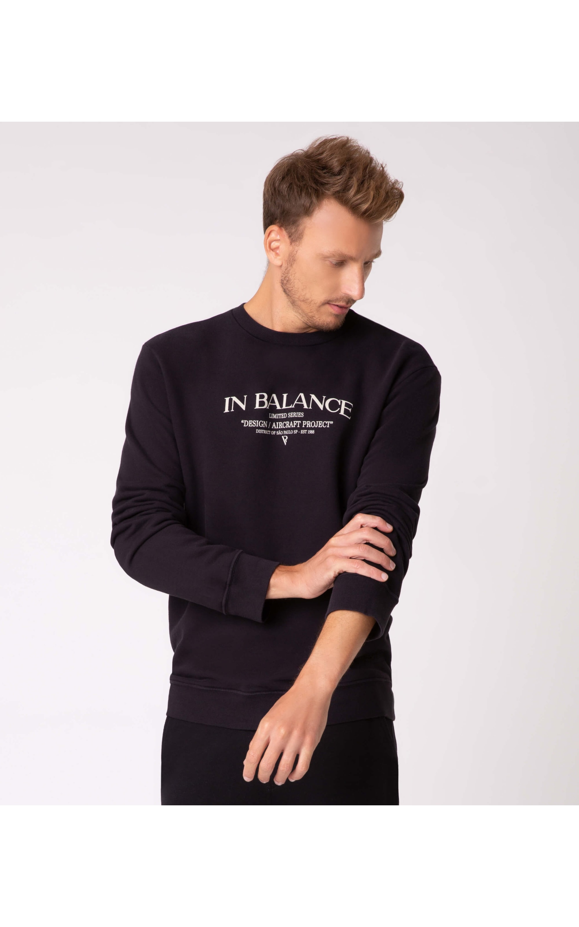 Moletom In Balance Preto