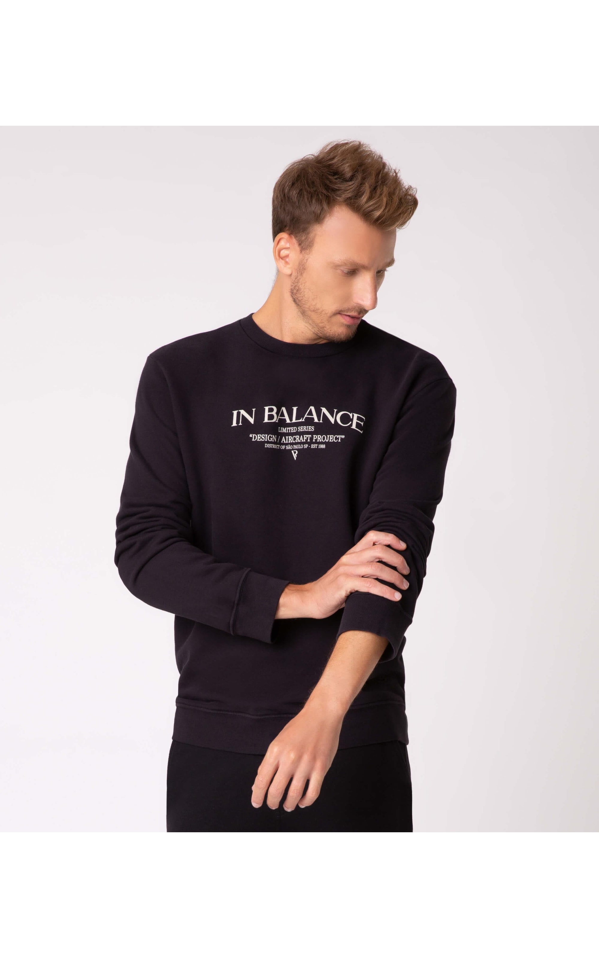 Moletom In Balance Preto