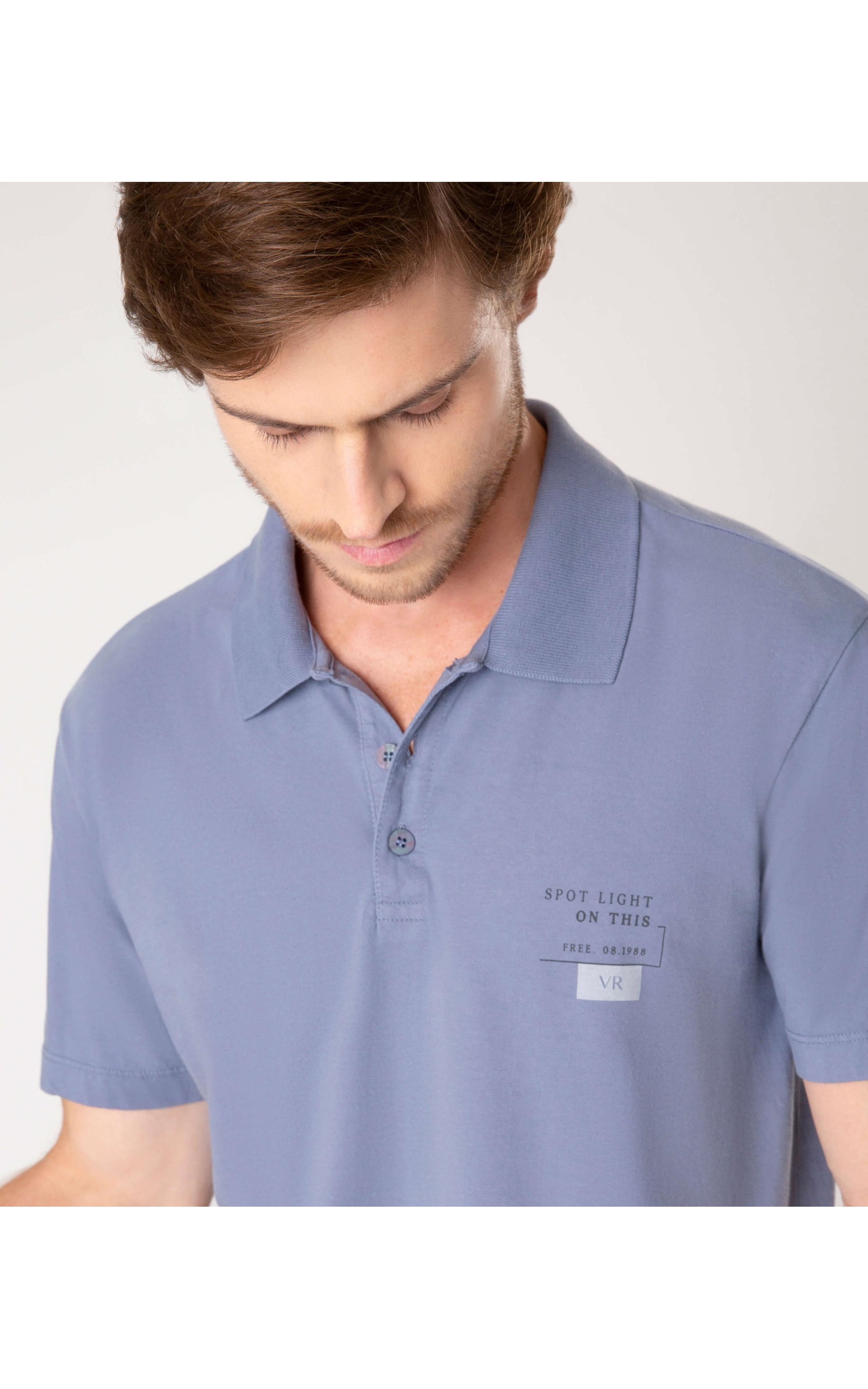 Polo Malha Estampa Spot Light Azul Jeans