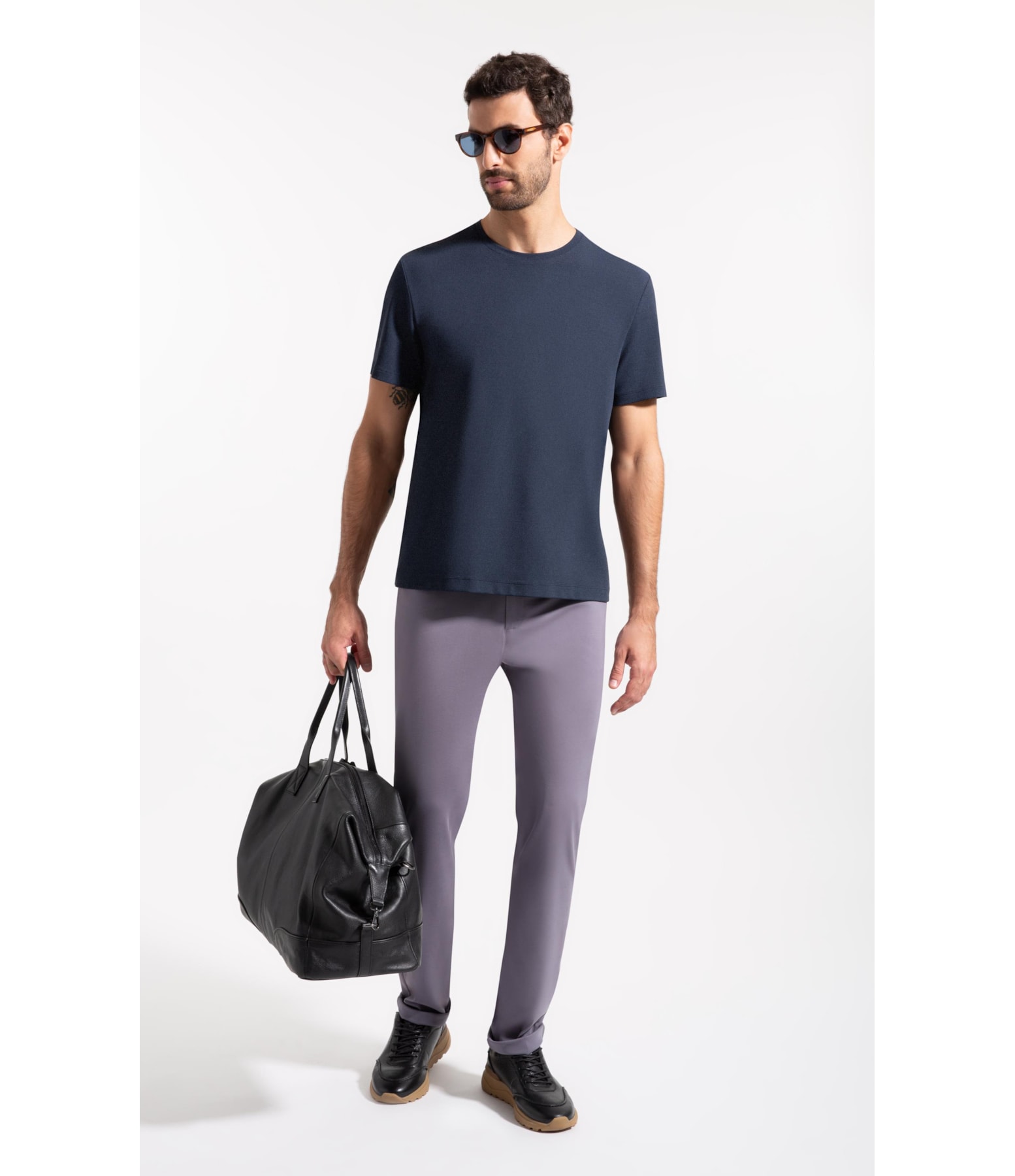 T-Shirt Malha Aston Dark Navy