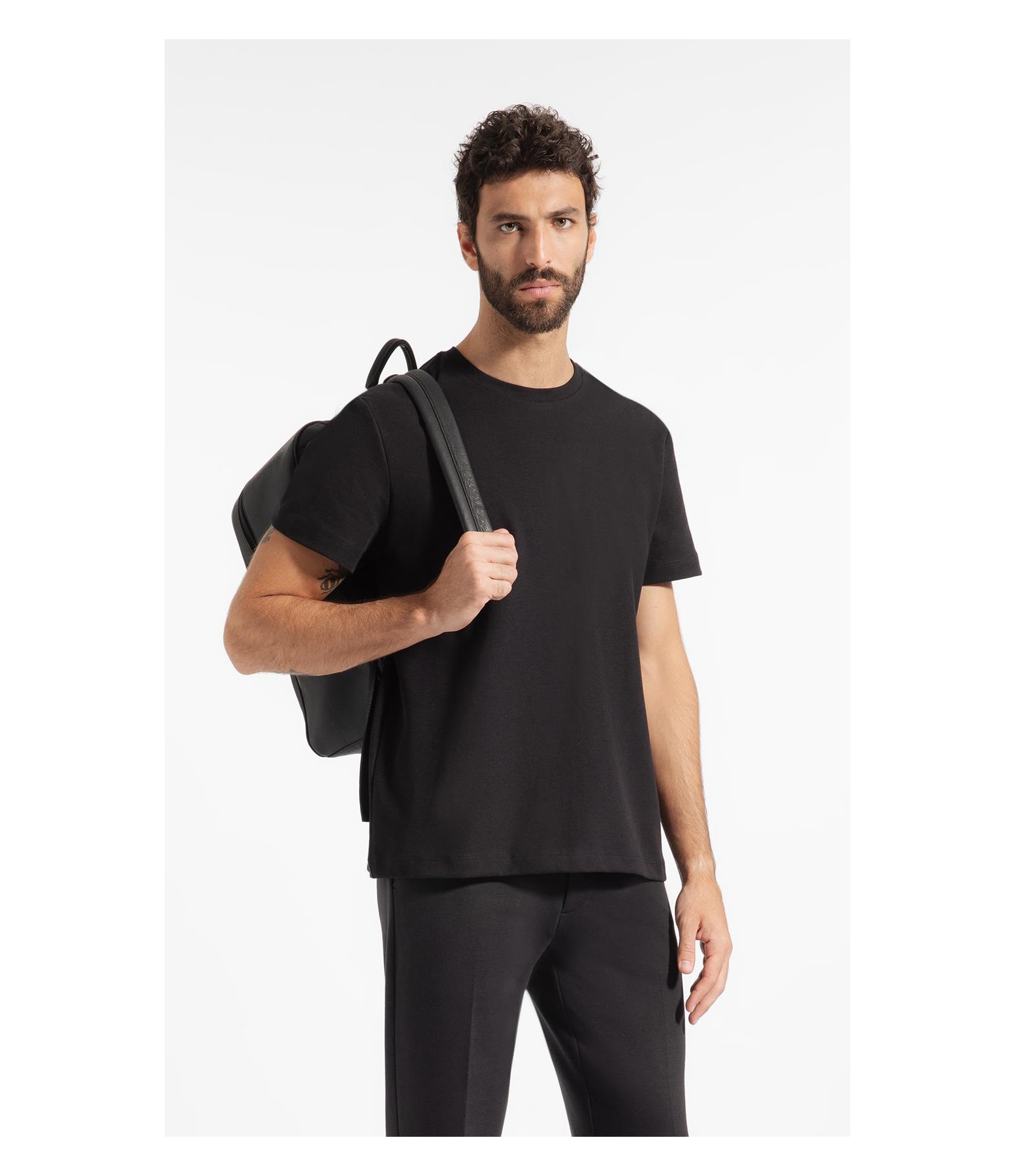 T-Shirt Malha New Dot Preto