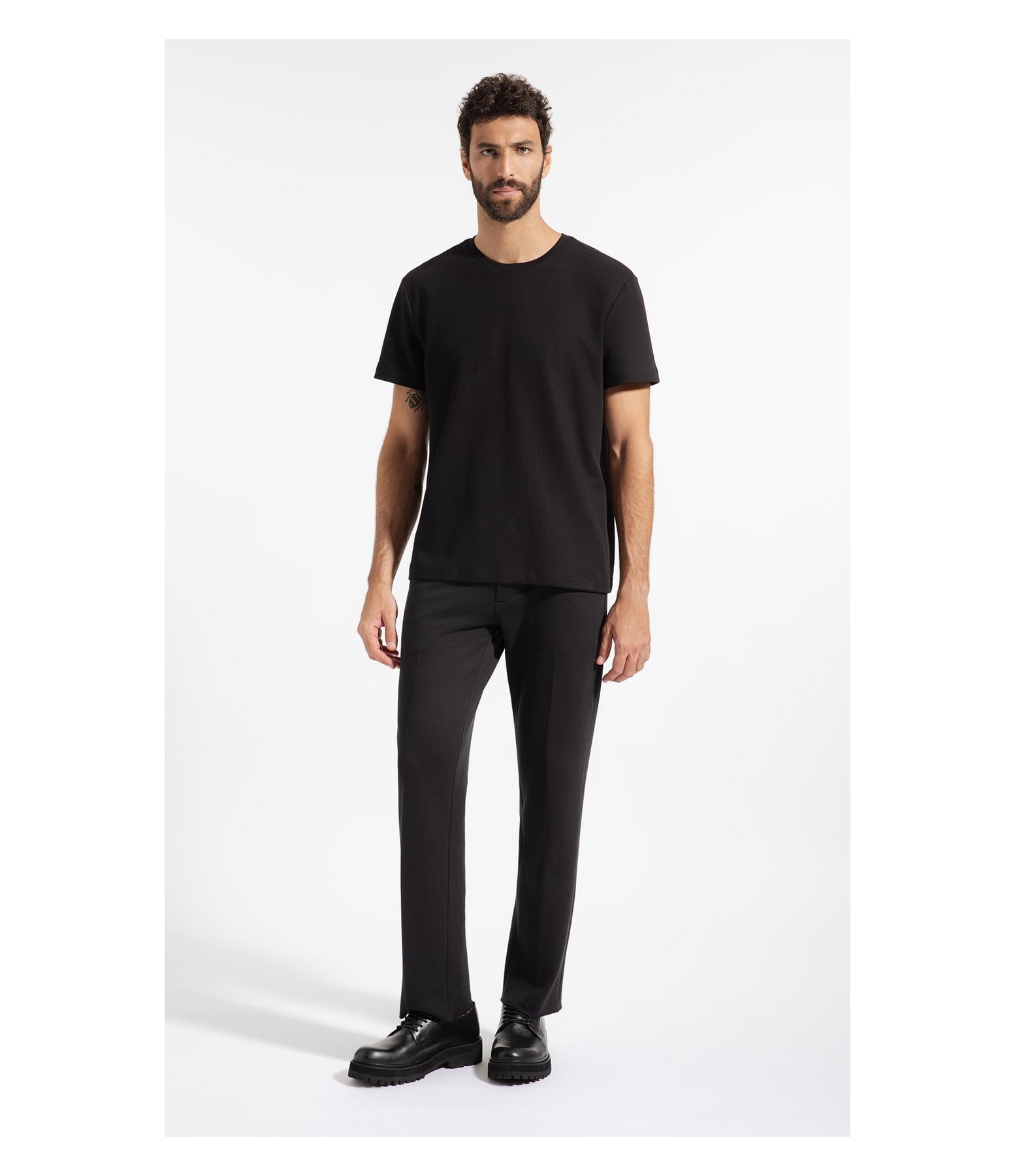 T-Shirt Malha New Dot Preto