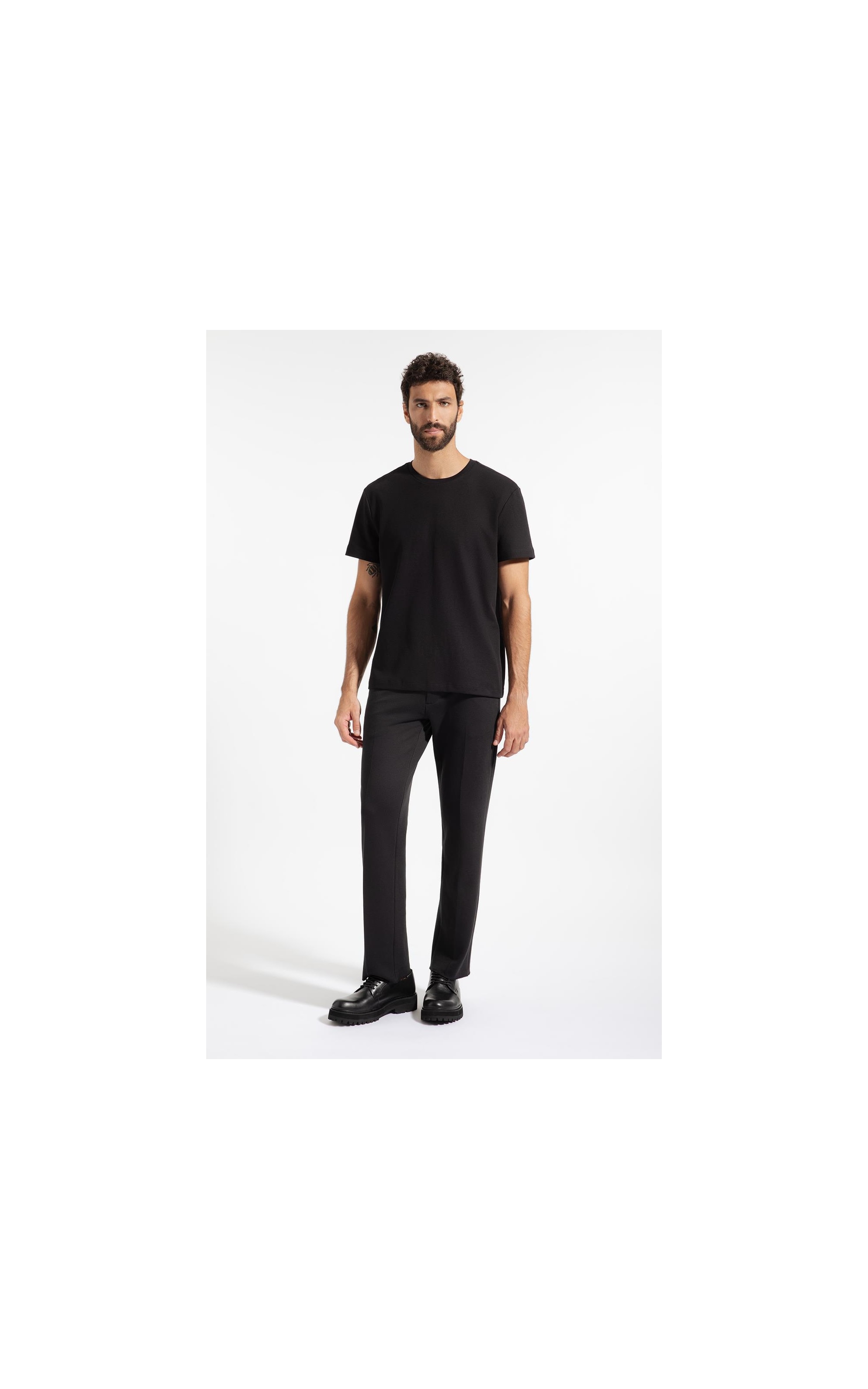 T-Shirt Malha New Dot Preto