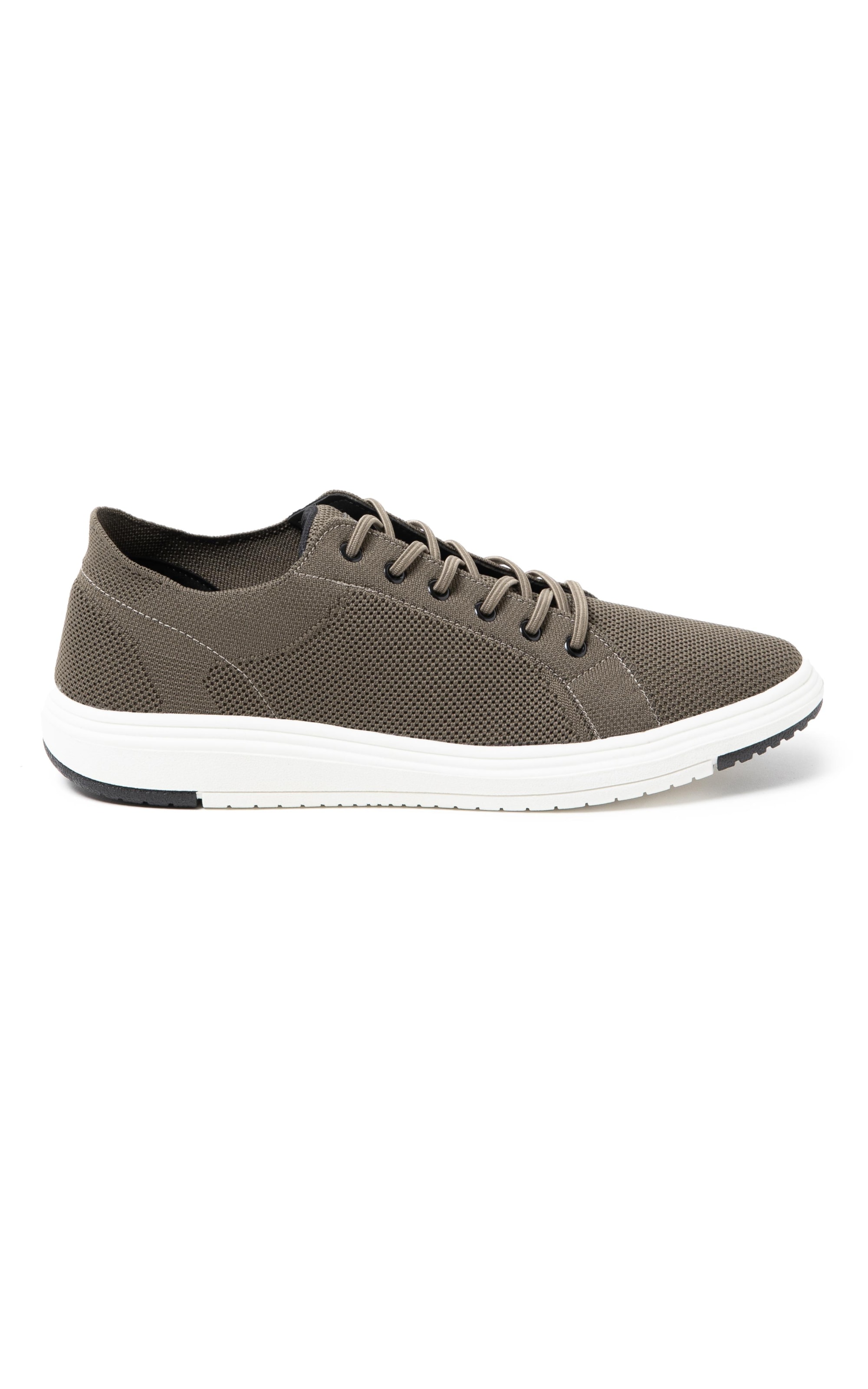 Tenis Daniel Musgo