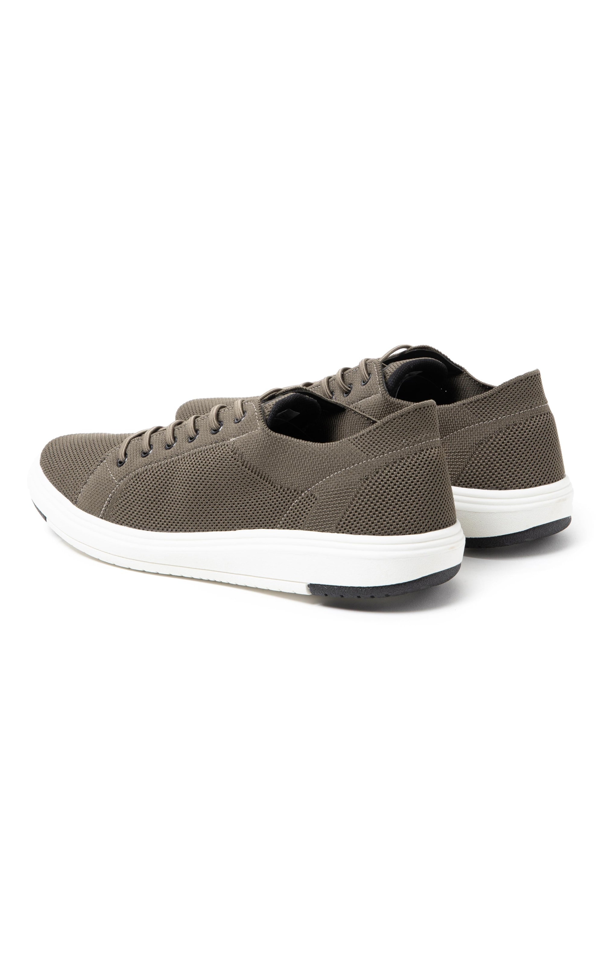 Tenis Daniel Musgo