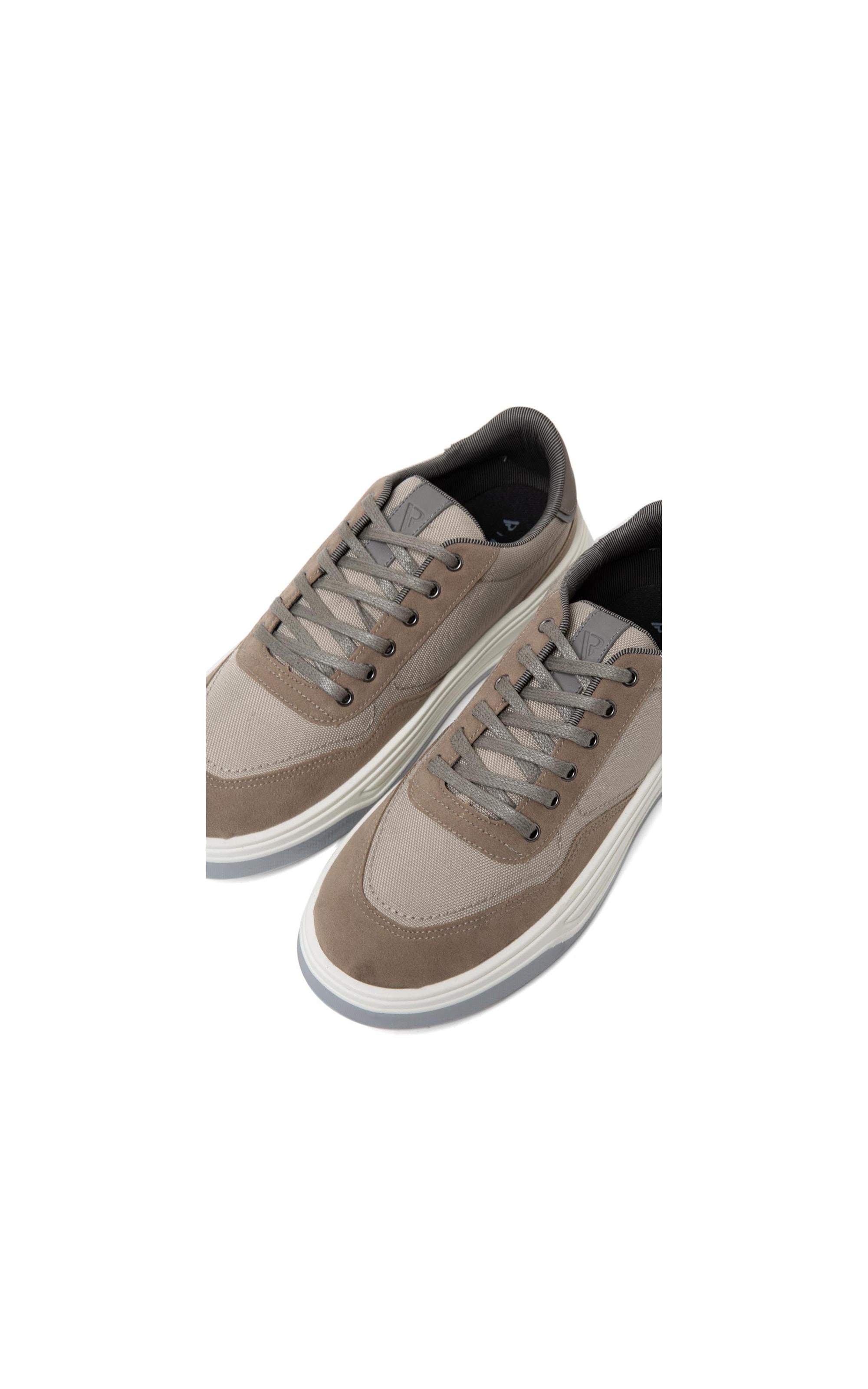 Tenis Jon Caqui